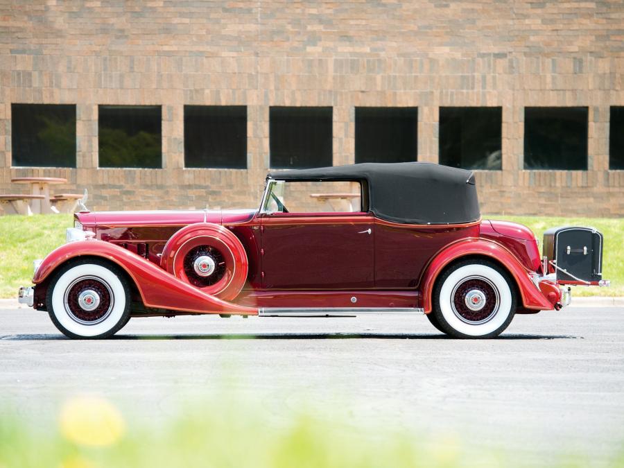  Packard Super Eight Convertible Victoria 1934 года  (фото 2 из 13)
